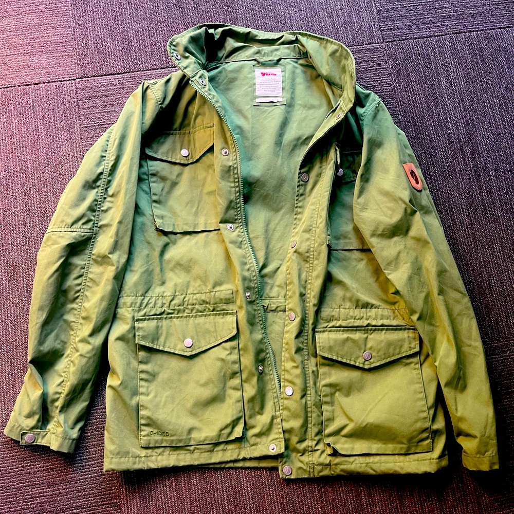 Fjallraven jacket - size Large